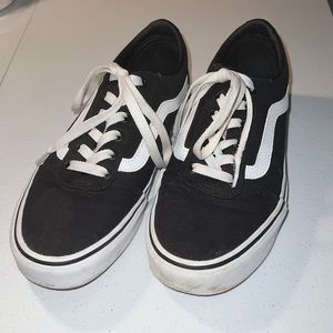 US Women Vans in black and white size 8.5